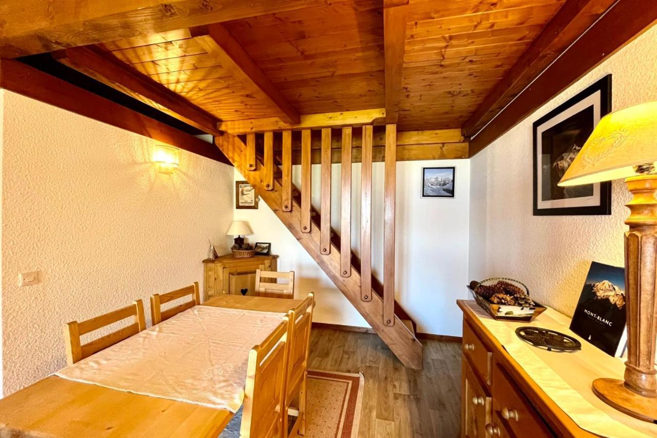 Beautiful Apartment With Balcony And Great View ! 孔布卢 外观 照片