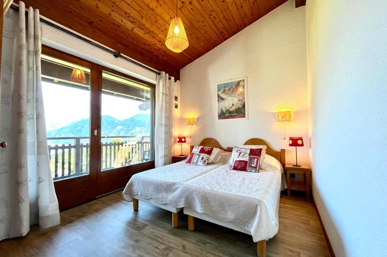 Beautiful Apartment With Balcony And Great View ! 孔布卢 外观 照片